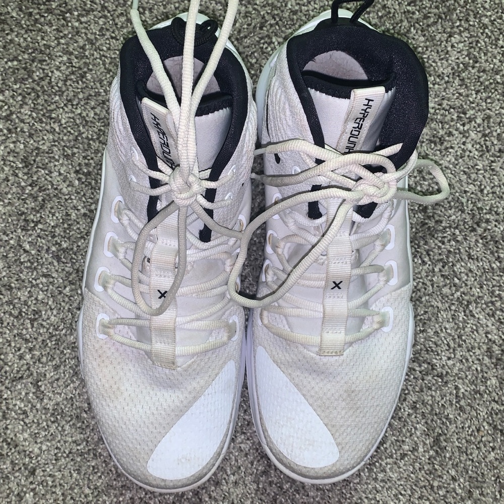 Nike men’s hyper dunks